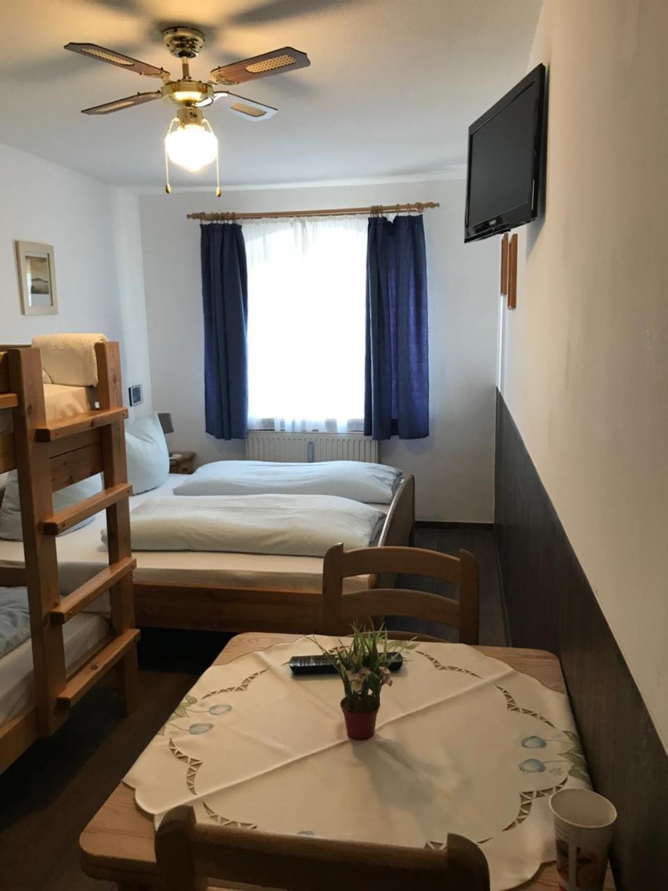 Hotel Guntia Boardinghouse Günzburg Exteriér fotografie